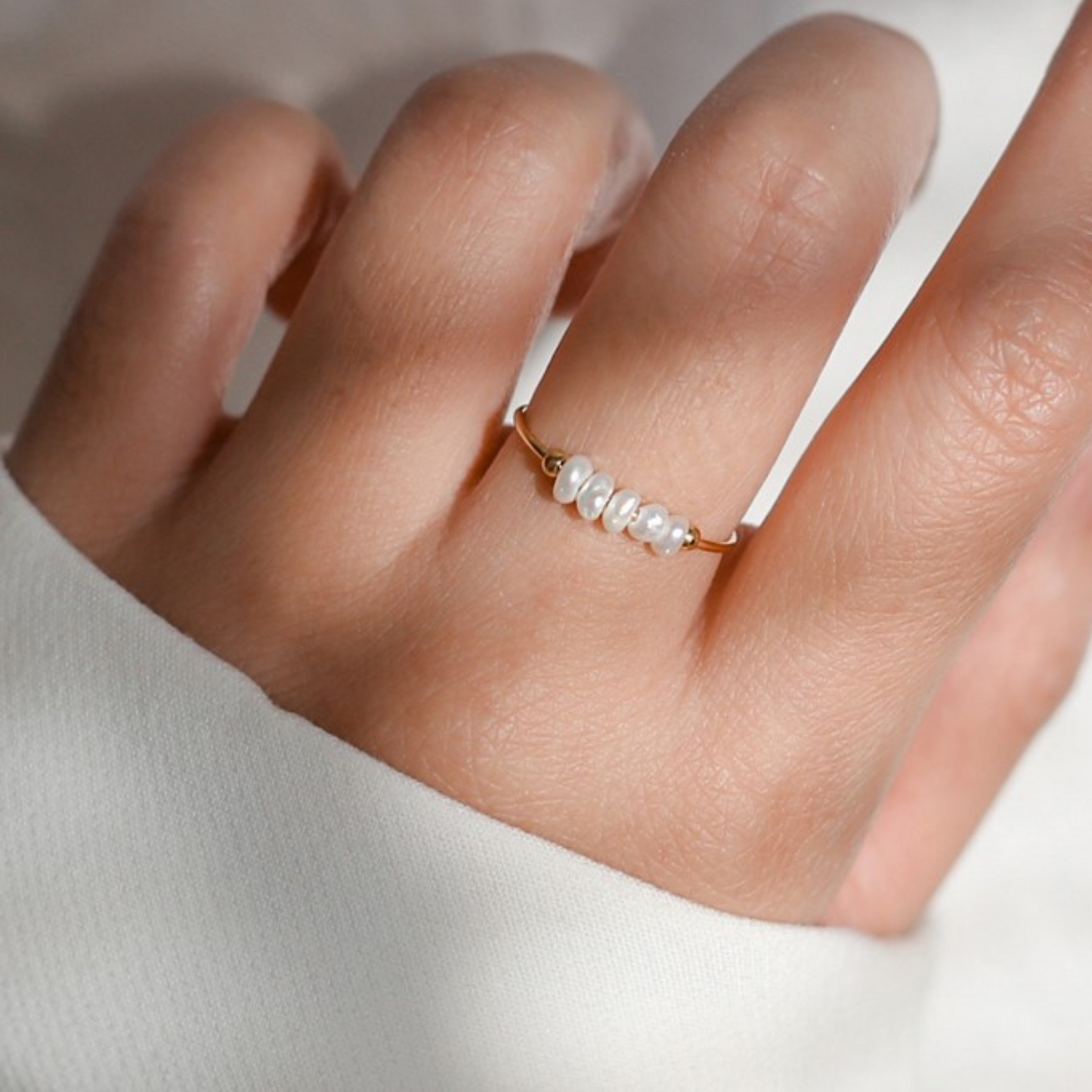 Anello con Perle di Fiume Naturali "Nova"