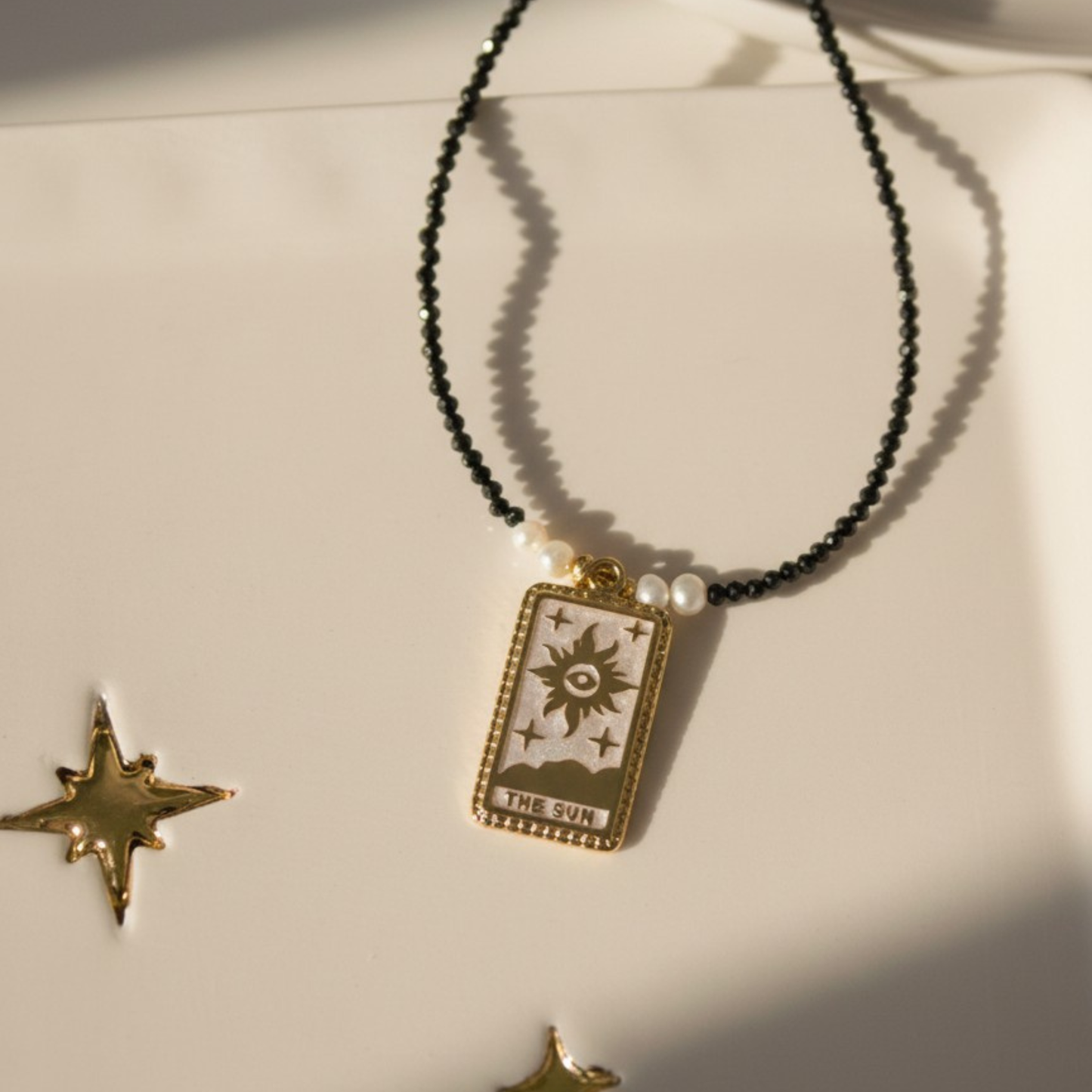 Collana "Arcana" Sole Bianco