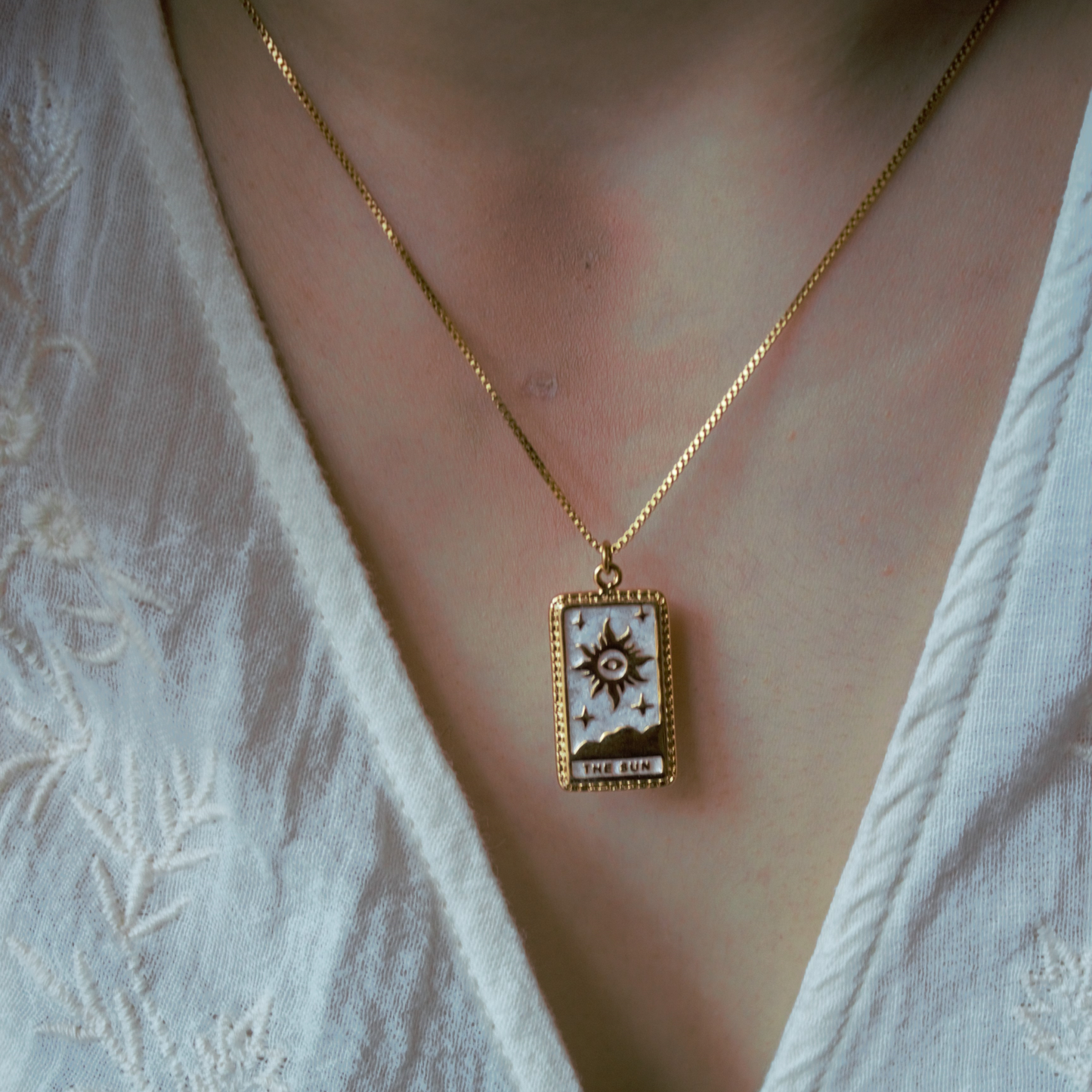 Collana "Arcana" Sole Bianco