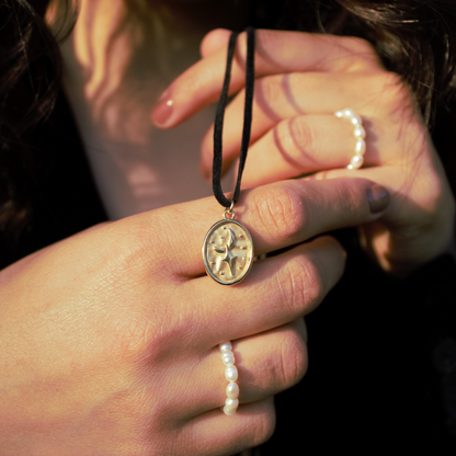 Collana Venere morbido velluto