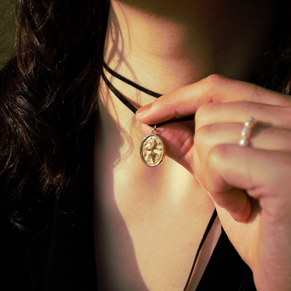 Collana Venere morbido velluto