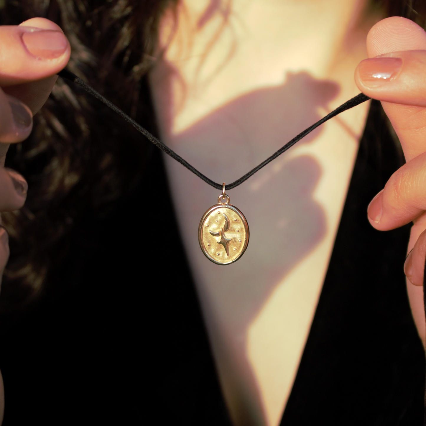 Collana Venere morbido velluto